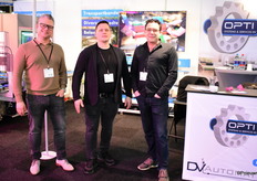 Rick van der Tang, Wojciech Grabowski from Opti-Systems, and Marcel de Visser from Dv Automation were jointly at the fair. The men join forces to deliver complete sorting systems with cameras to customers.